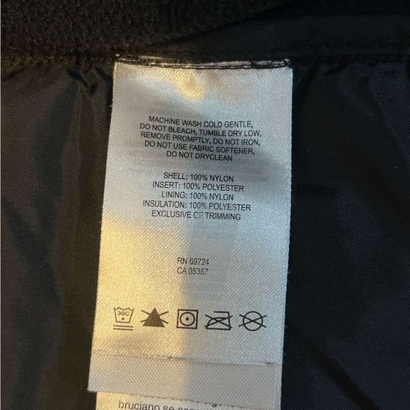 Columbia Women's Powder Pillow Hybrid Jacket - Picture 6 of 6